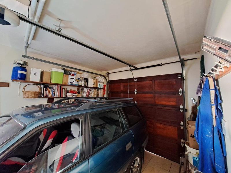 To Let 5 Bedroom Property for Rent in Mossel Bay Western Cape